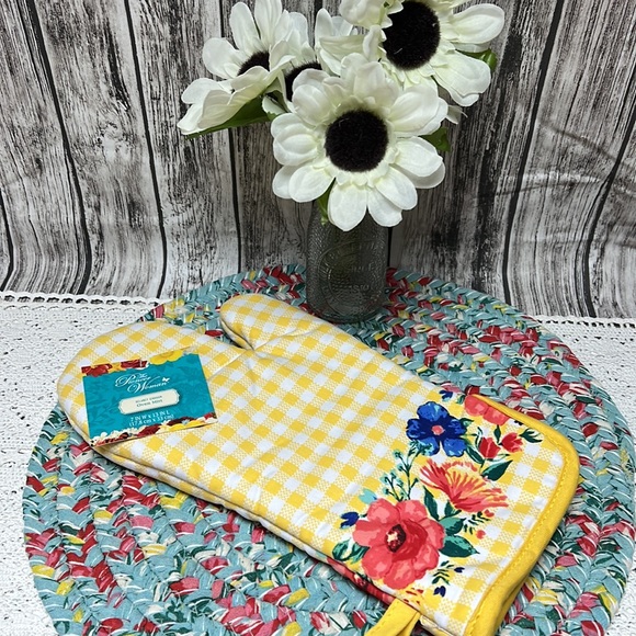 The Pioneer Woman Kitchen The Pioneer Woman Delaney Gingham Kitchen